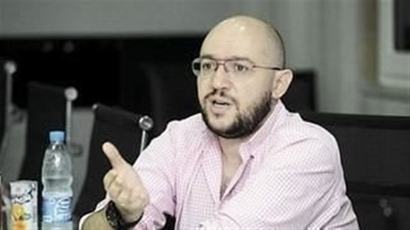 المؤلف محمد ناير