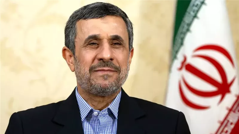 محمد أحمدي نجاد 