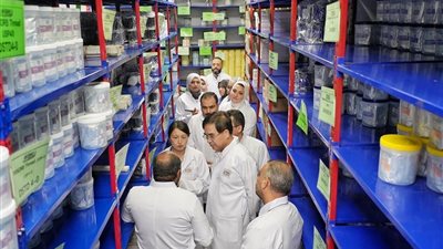 هيئة الدواء تنظم جولة لوفد صيني رفيع لعدد من مصانع المستلزمات الطبية المصرية