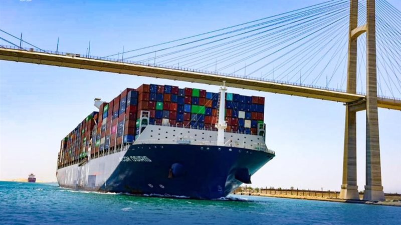 سفينة الحاويات العملاقة CMA CGM OSIRIS