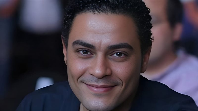 الشاعر المصري نادر عبد الله