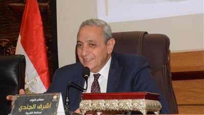 محافظ الغربية: اعتماد 97.6% من أحوزة العزب واللجان الميدانية تعمل ليلا ونهارا