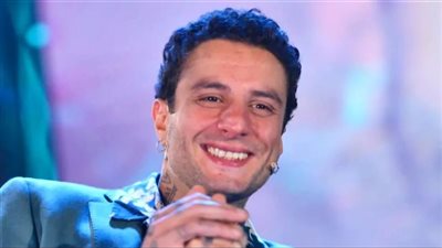 أحمد الفيشاوي: لوعملت مسلسل هتفرج عليه في البيت أما الفيلم بلف بيه العالم