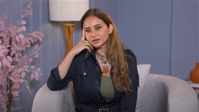  نيللي كريم تتعرض لاقتحام غريب في منزلها والسبب علاقة عاطفية (فيديو)
