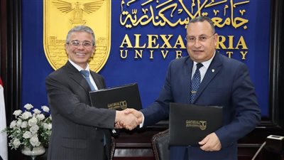 «الجمارك» وجامعة الإسكندرية تتفقان على تعزيز الاستثمار في التنمية البشرية