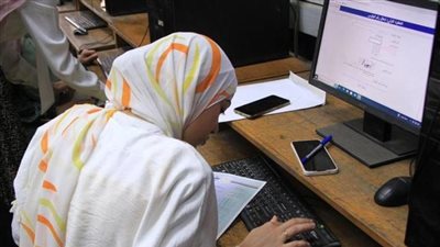 الدليل الأفضل لاختيار الكلية المناسبة، كيف تتجاوز هوس المجموع نحو مستقبل المهنة؟