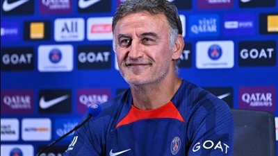 مدرب باريس سان جيرمان السابق يقود نيوم السعودي خلفاً لشاموسكا 