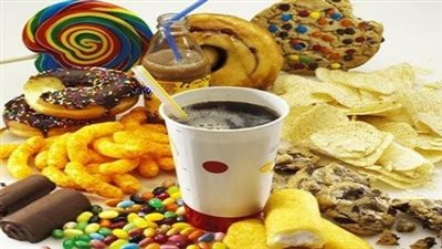 في حر الصيف.. أطعمة ومشروبات تُفقدك النشاط وأخرى تمنحك الانتعاش