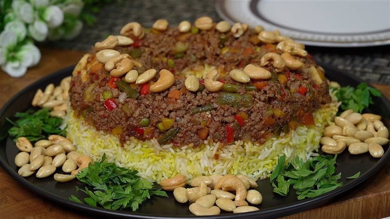 مقلوبة الباذنجان باللحمة 