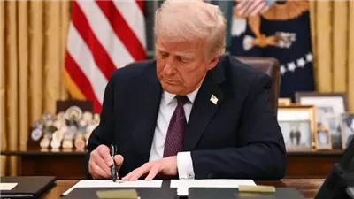 النواب الأمريكي يقر مشروع قانون شامل لخفض الضرائب ويحيله إلى ترامب للتوقيع عليه