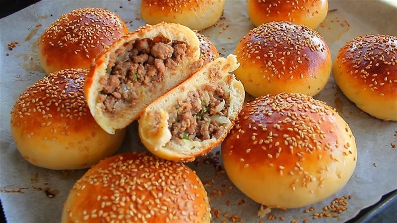 صينية الفطائر المحشية