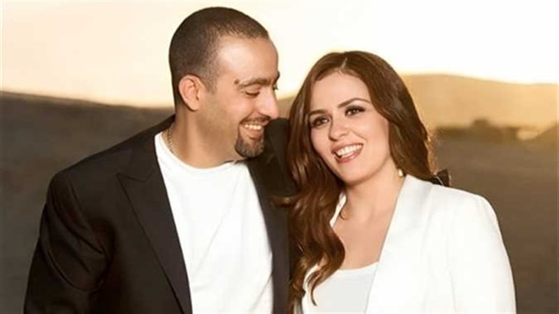 أحمد السقا ومها الصغير 