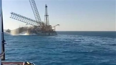 حادث حفار البترول بالبحر الأحمر.. طائرتان تساعدان في البحث عن 6 مفقودين
