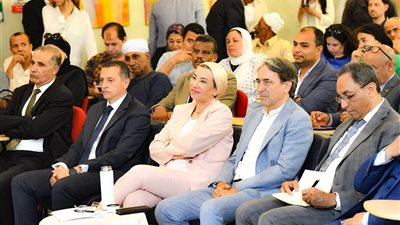 وزيرة البيئة: نأمل بالوصول لـ50 مليون مزارع بحلول 2030 يطبقون الزراعة الحيوية