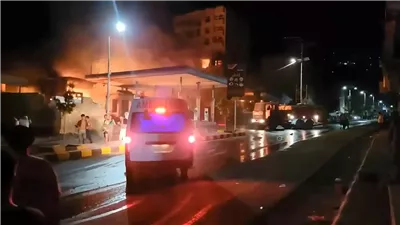 انفجارات مدوية واشتباكات عنيفة تهز تعز.. قتلى ودمار في قلب المدينة اليمنية