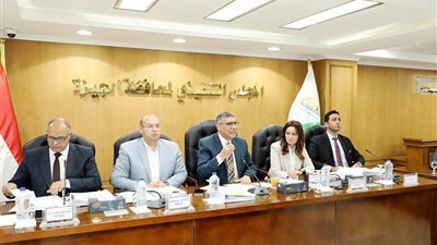 محافظ الجيزة يشدد على سرعة البت في شكاوى المواطنين وتحقيق الاستجابة الفورية