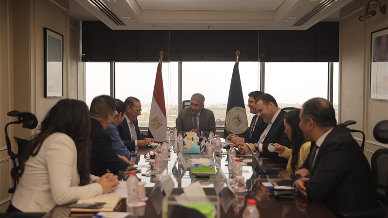 صورة من الإجتماع