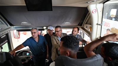 محافظ جنوب سيناء يتابع أعمال تطوير مشروعات النقل والسوق القديم ومسجد الصحابة