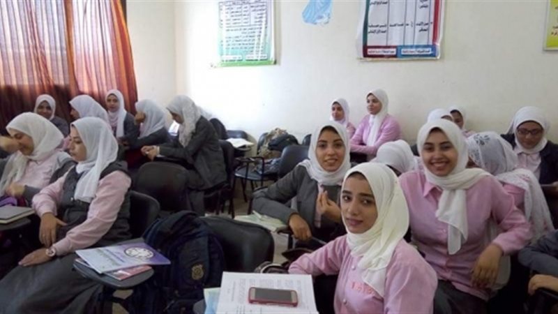 المدارس الثانوية الفنية للتمريض