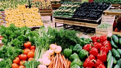 الطماطم بـ 8 جنيهات.. انخفاض أسعار الخضروات اليوم الإثنين 13-11-2023