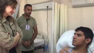 وفد المتحدة للخدمات الإعلامية يزور  «مصابين غزة» فى مستشفى العريش