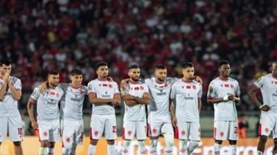 إصابة خطيرة للاعب الوداد في مباراة صن داونز بالدوري الإفريقي
