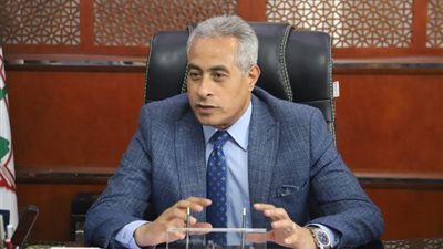 وزير العمل يدعو الشباب للتسجيل في دورات التدريب المهني