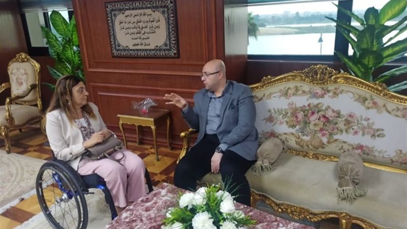 اللقاء