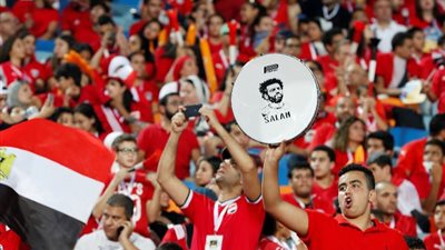 «بالروح بالدم.. نفديك يا أقصى».. جماهير منتخب مصر تواصل دعمها لفلسطين