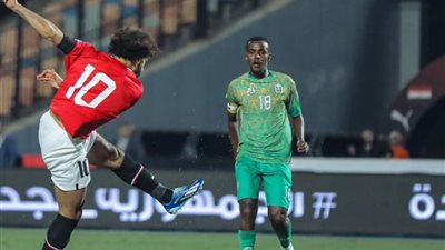 الصحف العالمية تتغنى بصلاح «ملك مصر»