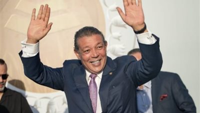 حازم عمر: نستهدف إعادة هيكلة الأعباء الضريبية على السلع والخدمات