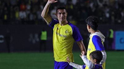 بـ «الكوفية».. ابن كريستيانو رونالدو يدعم القضية الفلسطينية