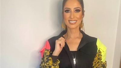 حنان مطاوع تحتفل بنجاح مسلسل «صوت وصورة» بإطلالة جديدة
