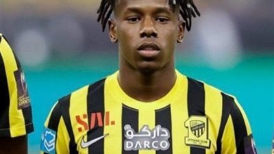 مستقبل زكريا هوساوي مع الاتحاد السعودي يثير الجدل