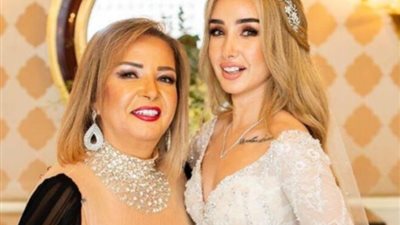 والدة هنا الزاهد توجه رسالة لها: «ربنا يكرمك على قد جمال قلبك»
