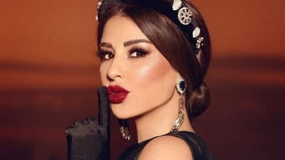 ماجي بو غصن تحصل على جائزة من مهرجان «ضيافة»