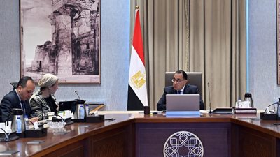 رئيس الوزراء يتابع مستجدات مشاركة مصر في مؤتمر COP28 لتغير المناخ