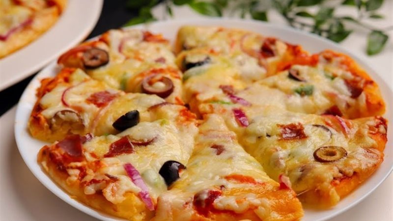 طريقة عمل البيتزا