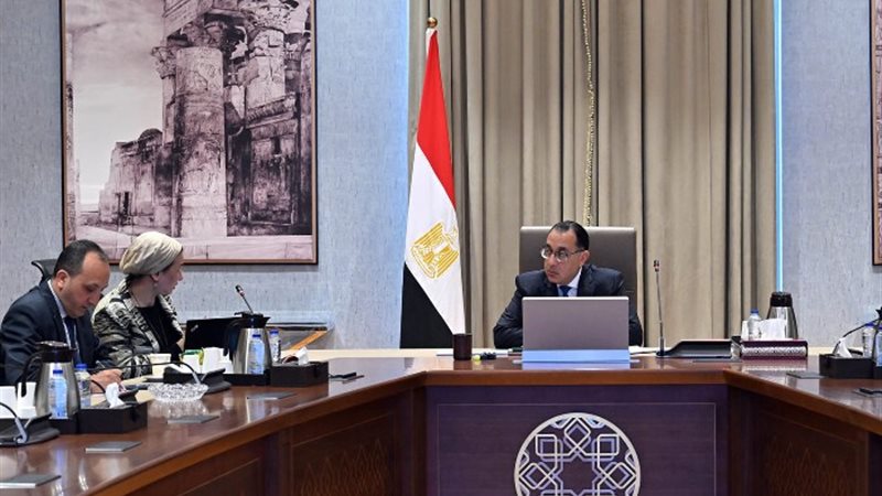 اجتماع رئيس الوزراء ووزيرة البيئة
