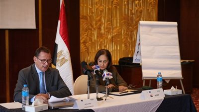 رئيس المركز الإقليمي لمكافحة الجريمة المنظمة يشيد بدور مصر