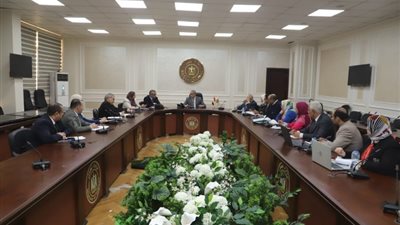 وزارة العمل تتجه لميكنة خدمات العمالة غير المنتظمة