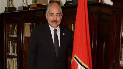 جمهور الأهلي أمام مستشفى العامري فاروق: «رجل أخلص للكيان» .. فيديو