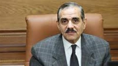محافظ كفر الشيخ يتابع مراحل تنفيذ مركز السيطرة الموحد لشبكة الطوارئ