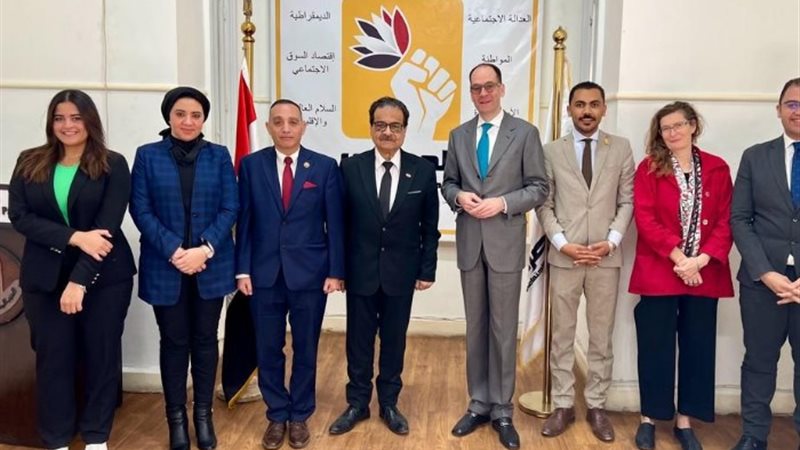 فريد زهران يستقبل سفير النمسا