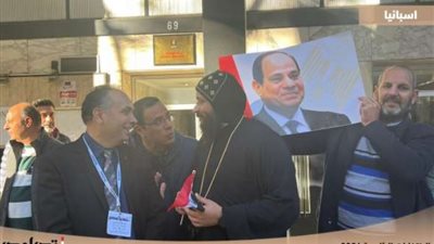 حملة السيسي تنشر صورا من توافد المصريين بالخارج للمشاركة في الانتخابات