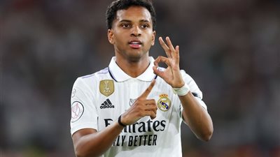 رودريجو في الهجوم.. تشكيل «ريال مدريد» الرسمي أمام غرناطة