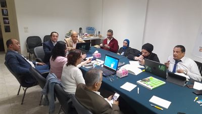 حملة فريد زهران تدشن غرفة عمليات لمتابعة تصويت المصريين بالخارج