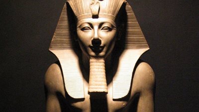أول جورب في التاريخ.. مصر الفرعونية في الشتاء