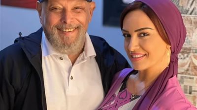 فيفي عبده وريهام سعيد تنعيان ببالغ الأسى وفاة أشرف عبدالغفور