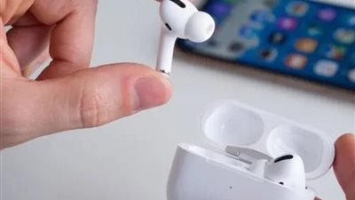 اوعى ترميها.. نصائح لإصلاح سماعات الـ AirPods